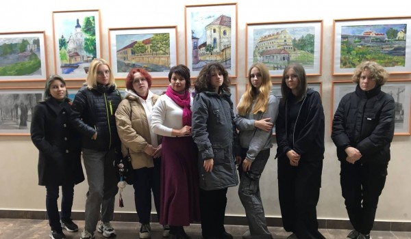 Посещение экспозиций картин